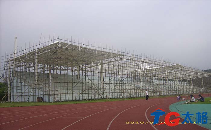 寶安公明鎮(zhèn)樓村體育場看臺膜結(jié)構(gòu)工程，