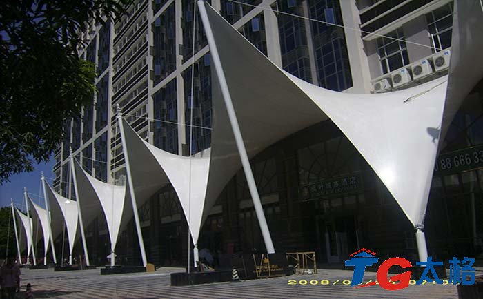 深圳楓葉城市酒店景觀膜結構工程