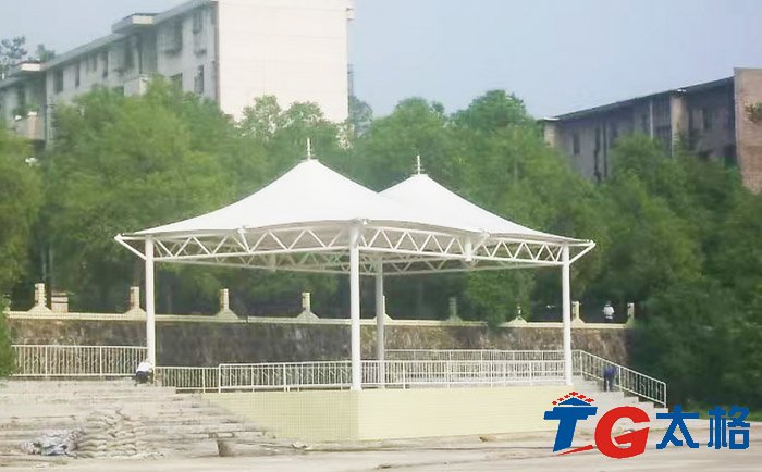 衡陽師范學校主席臺體育設施膜結構項目