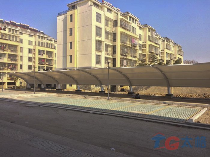 沭東花園停車棚膜結構完成實景