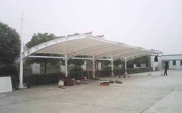 膜結構棚膜安裝施工現場
