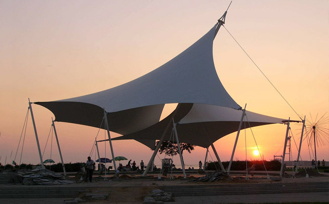 張拉膜膜結構施工現場